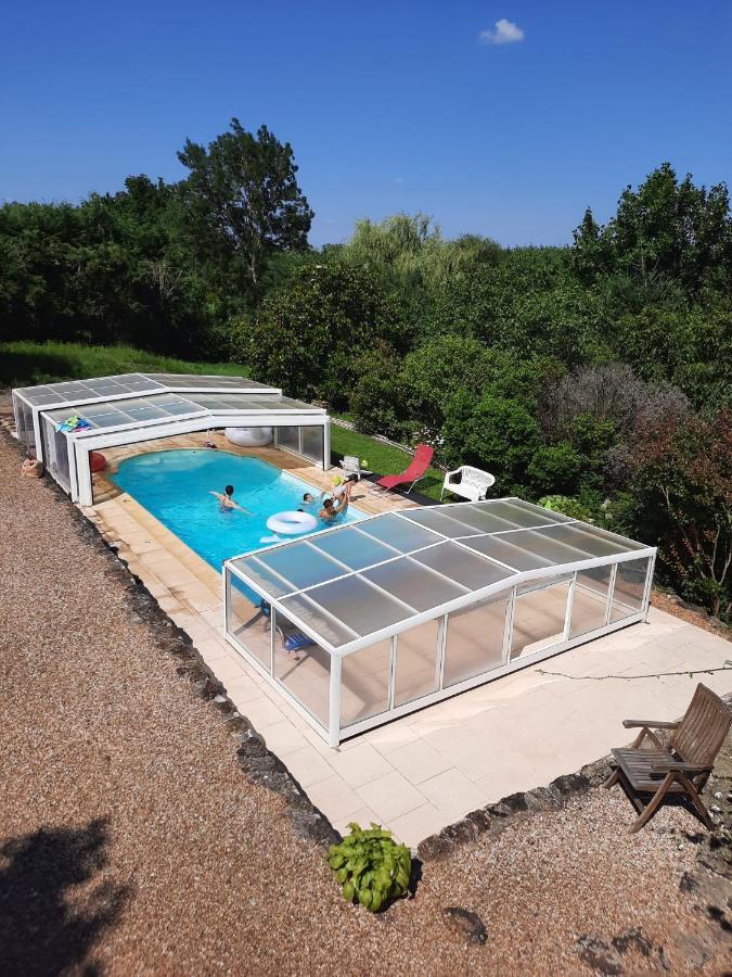 Montreuil-sur-Maine Gite La Pironniere - Piscine, Nature, Au Bord De La Riviere מראה חיצוני תמונה